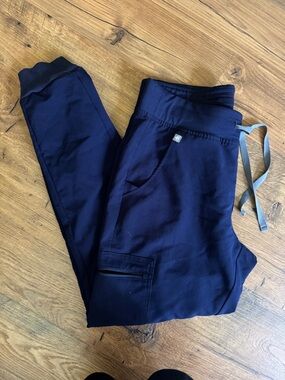 Figs Navy Joggers